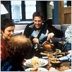 About a Boy oder: Der Tag der toten Ente : photo Hugh Grant, Nicholas Hoult, Toni Collette