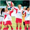 Kick It Like Beckham : photo Gurinder Chadha, Keira Knightley, Parminder Nagra