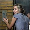 Pulse : photo Jim Sonzero, Kristen Bell