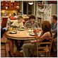 Hinterm Sofa an der Front : photo Anita Barone, Dean Collins, Kaylee Defer, Michael Rapaport