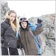 Sister : photo Gillian Anderson, Kacey Mottet Klein