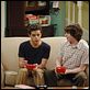Hinterm Sofa an der Front : photo Rami Malek
