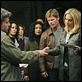 V – Die Rückkehrer : photo Elizabeth Mitchell, Joel Gretsch