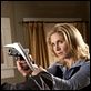 V – Die Rückkehrer : photo Elizabeth Mitchell