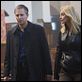 V – Die Rückkehrer : photo Elizabeth Mitchell, Jonathan Walker