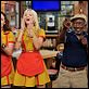 2 Broke Girls : photo Beth Behrs, Garrett Morris, Kat Dennings