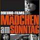 Mädchen am Sonntag