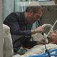 Dr. House : photo Hugh Laurie, Vincent Spano