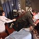 Dr. House : photo Charlyne Yi, Hugh Laurie, Skylar Astin