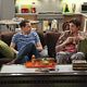 Two And A Half Men : photo Ashton Kutcher, Jon Cryer