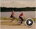 Der Junge mit dem Fahrrad Trailer DF