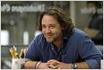 The Next Three Days: Crowe spielt in Thriller-Remake Lehrer