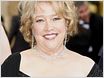 Blind Side: Kathy Bates mit Sandra Bullock in Sportdrama