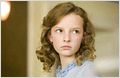 Deutsche Charts: "Der Goldene Kompass" wehrt "Bee Movie"-Angriff ab