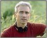 Roland Emmerich im Weltall
