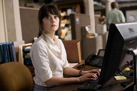 I%27m+With+The+Band%3a+Confessions+Of+A+Groupie%3a+Zooey+Deschanel+schlie%c3%9ft+Vertrag+mit+HBO
