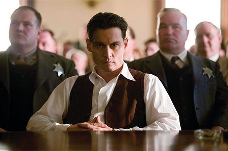 Frank-Sinatra-Biopic%3a+DiCaprio%2c+Clooney+und+Depp+konkurrieren