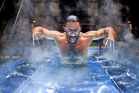 Avon+Man%3a+%22Wolverine%22+Hugh+Jackman+wird+Avon-Berater