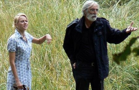 Das+wei%c3%9fe+Band%3a+Regisseur+Haneke+in+M%c3%bcnchen+ausgezeichnet