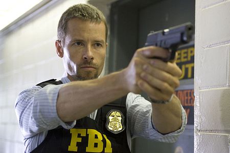 Don%c2%92t+Be+Afraid+Of+The+Dark%3a+Guy+Pearce+an+der+Seite+von+Katie+Holmes
