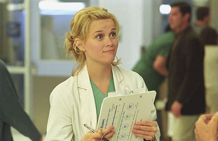Pharm+Girl%3a+Reese+Witherspoon+verkauft+Pillen