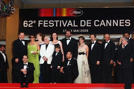 Oben%3a+Gro%c3%9fe+Bildergalerie+aus+Cannes