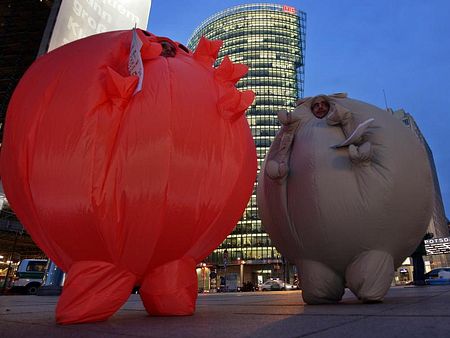 Berlinale%3a+Publikumspreis+f%c3%bcr+%c2%84The+Yes+Men+Fix+The+World%c2%93