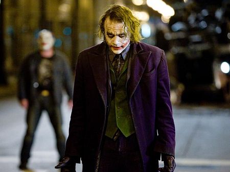Kinocharts%3a+%c2%84The+Dark+Knight%c2%93+legt+sich+mit+%c2%84Zohan%c2%93+an