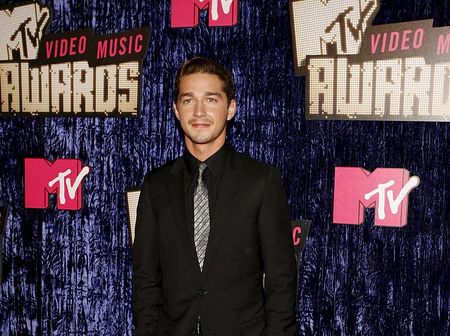 Shia+LaBeouf%3a+Wird+in+dem+Thriller+%c2%84Dark+Fields%c2%93+kl%c3%bcger