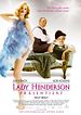 Lady Henderson präsentiert