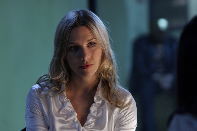 Julia Dietze desktop Wallpapers