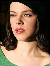 Debi Mazar